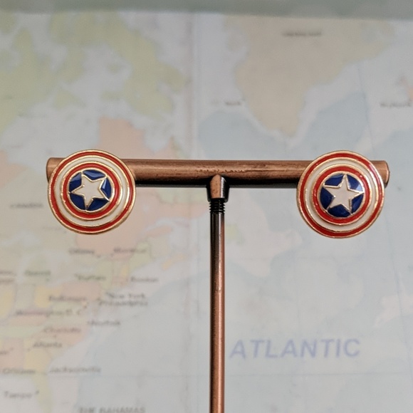 Captain America stud earrings - Picture 3 of 8